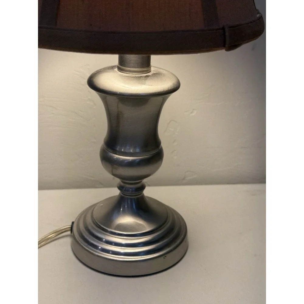 Vintage MetalColonial Urn Boudoir Table Accent Lamp w/ Silky Brown Shade 13